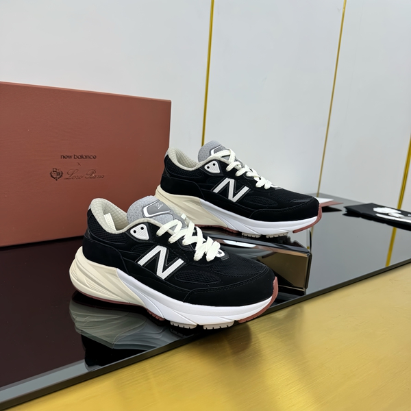 スーパーコピーブランド靴内部構造